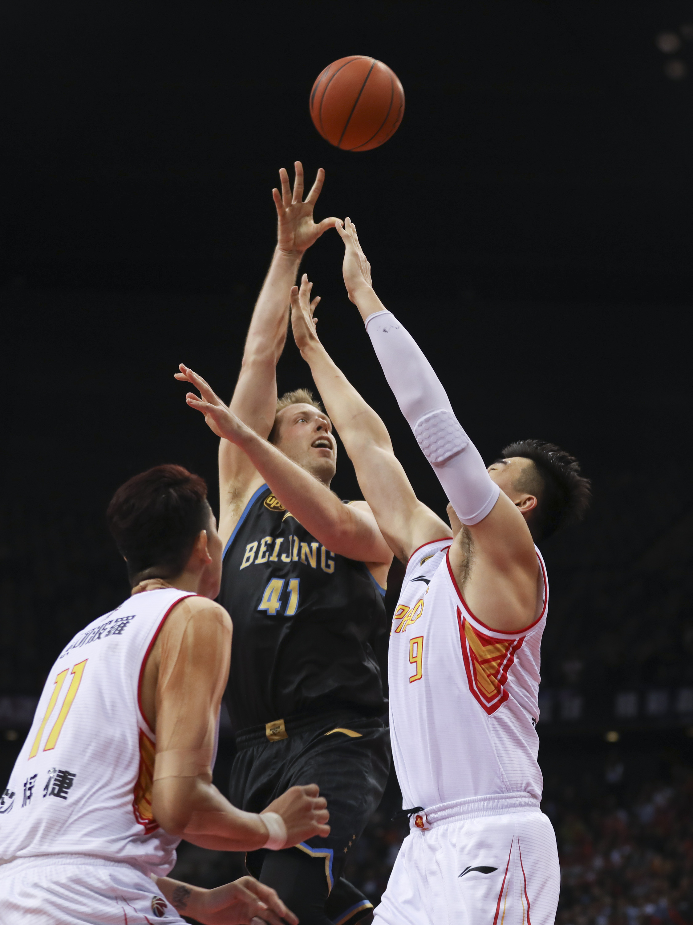 新秀连续多 新秀连续多